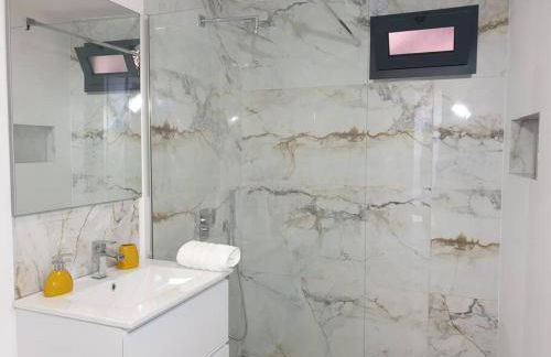 Sunset Avenue for couple w/ jacuzzi spa hot water - Foto 16