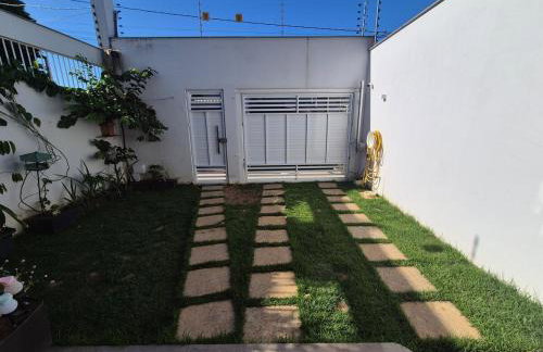 Duplex 2Qts com ar suíte e quintal Prox a praia - Foto 13