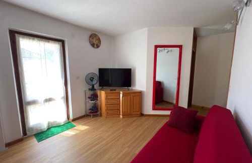 Conveniente, tranquilla con parcheggio - Photo 6