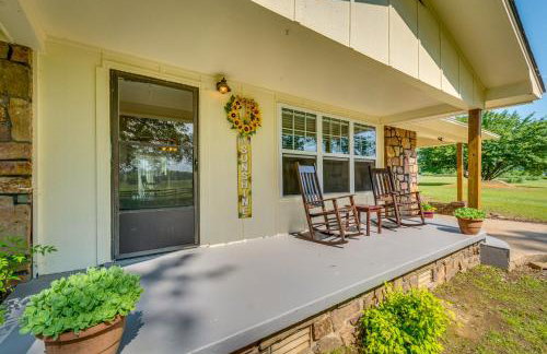 Delaware Vacation Rental Walk to Lake Dardanelle! - Foto 26