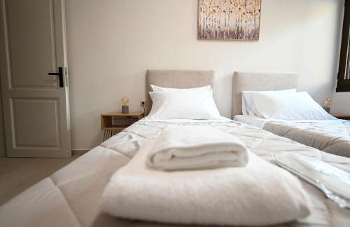 Unick Avra Luxury Living - Photo 21