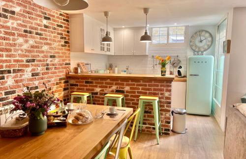 Loft de estilo industrial con jardín y garaje privados - Foto 11