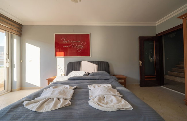 Villa Şükran Daily Weekly Rentals İçmeler - Foto 3