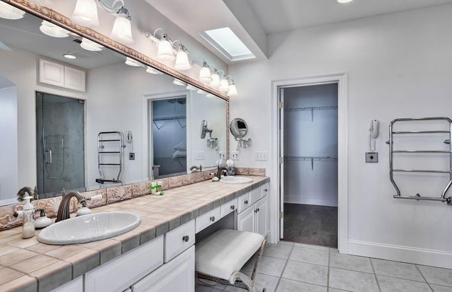 Stunning Views! 9BR Gulf Front Home, Pool, Elevator, Pool Table - Foto 25