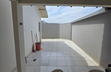 Casa ampla mobiliada com estacionamento para até 5 veículos - Foto 24