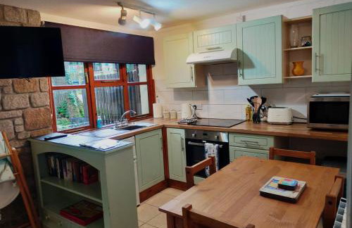 Rebels Retreat - 2-bed Chalet nr St Ives & Hayle - Foto 5