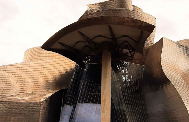 Visita guiada por el Museo Guggenheim Bilbao - Foto 5