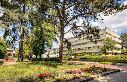 Stilvolle Stadtoase, 116 qm, Parkblick, Wassernah, Parkplatz - Foto 1