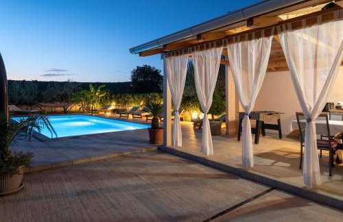 Villa Green Oasis with private pool, full privacy - Foto 13