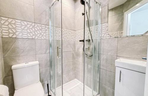 Itohan 3-bed Cottage Flat - Foto 9