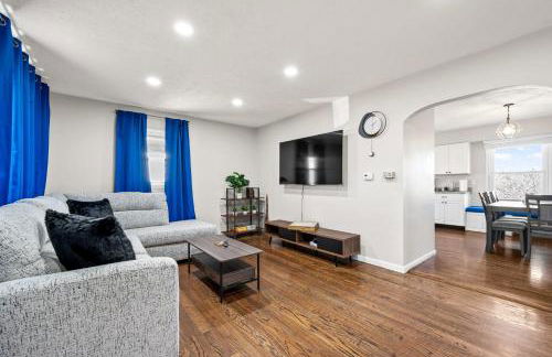 6 Min to Ark, Free Covered Parking, Deck and Grill - Foto 10