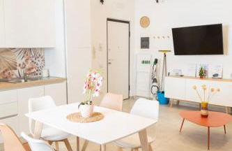 Cosmo 38 Luxury Apartments - Free Parking - Photo 77