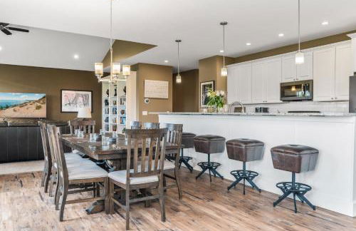 Golf in Luxury - 4BDR Home on Agaming Golf Course - by Torch Lake - Foto 3