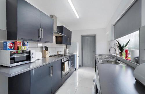 Comfortable 2BR Home 10 Min to Durham Cathedral - Foto 12