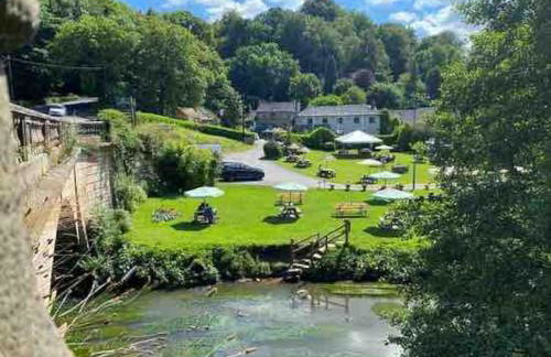 Woodbine Cottage-PART OF ALTON COTTAGES - Foto 35