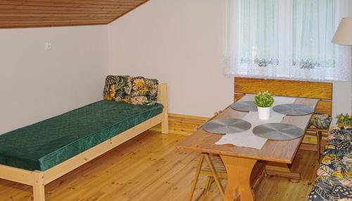 Cozy Home In Biskupice With Wifi - Foto 5