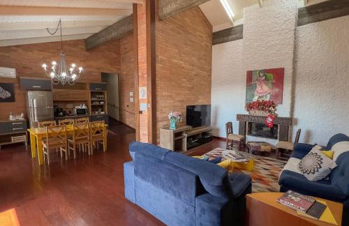 Casa com Vista, Lareira e Churrasqueira na Serra - Foto 8