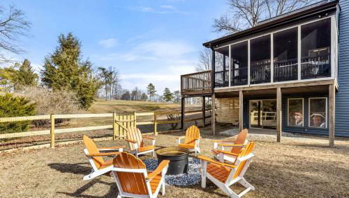 Bright Mountain Cabin with Game Room & Golf Course Views Near Hedgesville, West Virginia - Foto 3