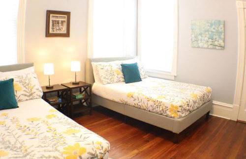 Victorian Home by Forsyth Park - Foto 27