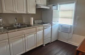 Woody's By The Lake LLC - Foto 6