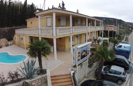 Ebro Fishing - Photo 1