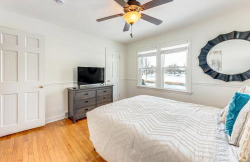 3 Mi to Hospitals Inviting Rockford Home with Yard! - Foto 14