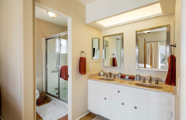 Movie Colony Oasis - Peaceful Walk to Downtown - Foto 29