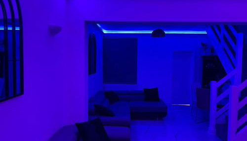 Short Stopzzz & Indoor Hot Tub - Foto 3