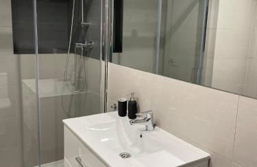 Apartamentos Cisneros - Photo 37