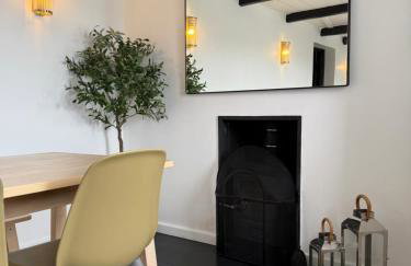 New renovated beach front cottage - Photo 11