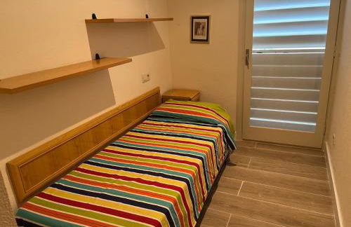 Piso con parking en el centro a 2 minutos de la playa - Foto 14