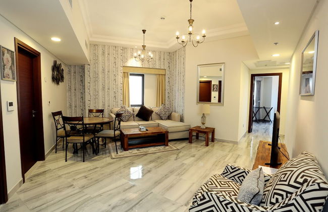 Marbella Executive 2 Bedrooms Balcony - Photo 1