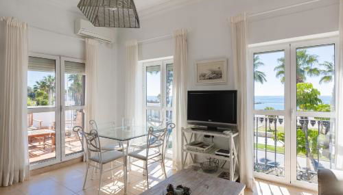 Apartamento con encanto en primera linea de playa - Foto 4