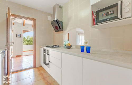 Villa Esmeralda by Abahana Villas - Photo 13