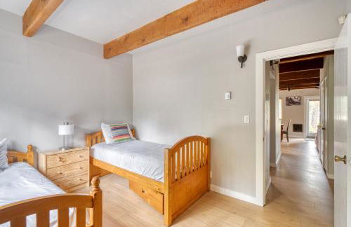 Welcome to The Village Hideout, Steps to the Village, Resort, Golf, SHARC, AC, Hot-tub, Grill and Bikes - Foto 27