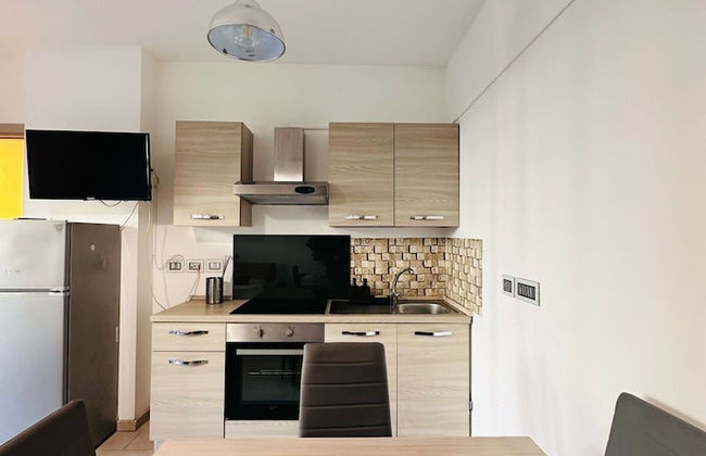 Bilocale Moderno e Confortevole con Terrazzo - Foto 4