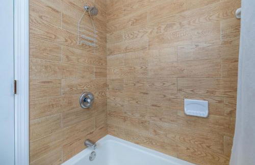 Beautiful 3 bedroom Condo in Hartford! - Foto 16