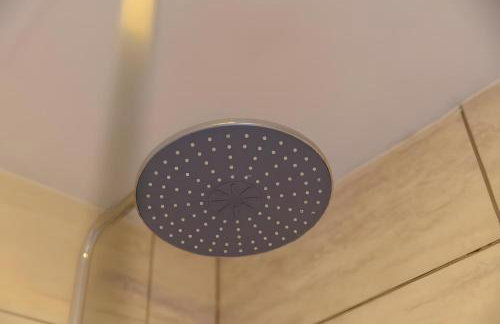 FREE parking, LARGE House for Contractors & Families, Sleeps 7, 25 mins to MANCHESTER & LIVERPOOL - Foto 15