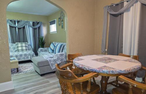 Cute 2 Bedroom Apartment 7 minutes from the falls! - Foto 31