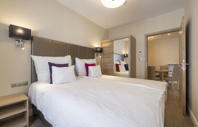 Silver Crown Hotel & Residence - Foto 12