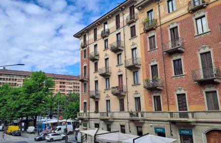 Porta Susa centro, balconi, condizionato, wifii e parcheggio - Foto 4