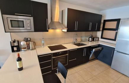 DELUXE 3 Rooms74m2,2Air Condit 2TV SEAVIEW on AMADORES,2 heatPOOLs, PARKING, 600 MB,Dishwasher,2Lift,,3 BEACHes - Photo 18