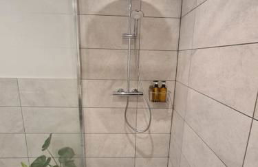 Luxury, Spacious 3 Bedroom, Beachfront Apt with Parking & Courtyard - Shoreside - Foto 14