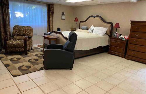 West Linn Relaxing Entire Home WiFi TV Yard BBQ Eateries - Foto 25