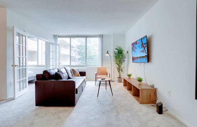 Prime Crystal City Apartments - Photo 80