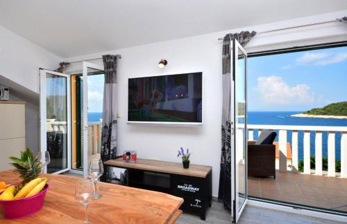 Sea View Luxury Apartments, ALA DA - Photo 47