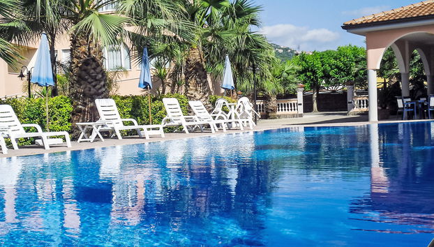 Laura - Foto 5, Pool Outdoor