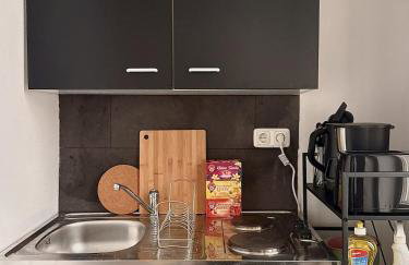 Gemütliche Altbauwohnung direkt am Bahnhof - Ruhig, Zentral mit Küche - Foto 8