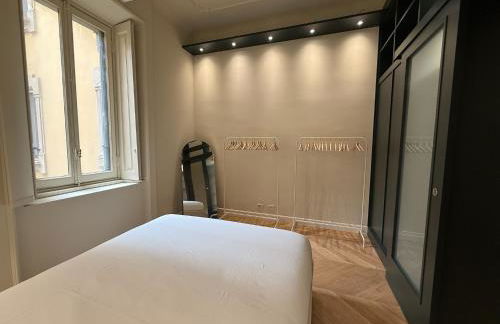 Elegante appartamento nel centro di Milano - Photo 24