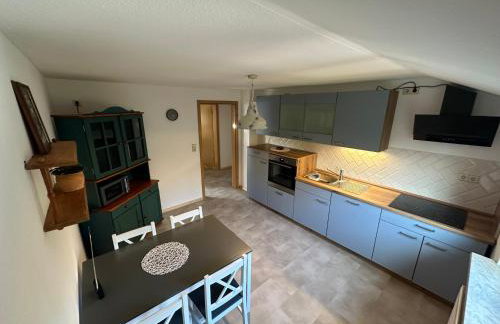 Ferienwohnung mit Balkon DG - Foto 1